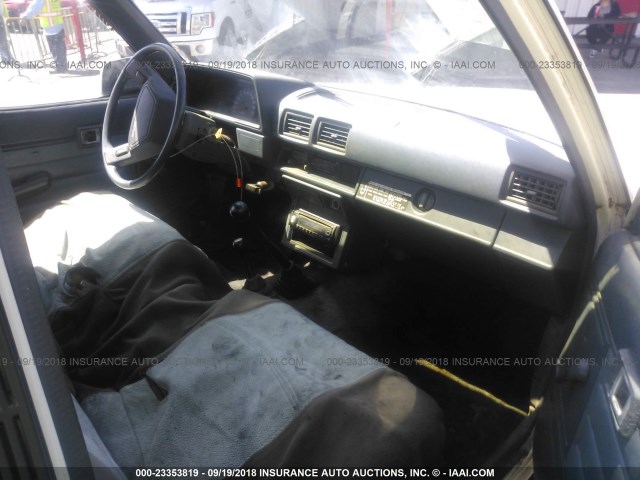 JT4RN63R0H0141667 - 1987 TOYOTA PICKUP RN63 STD WHITE photo 5