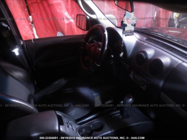 1J4GL38K63W695139 - 2003 JEEP LIBERTY RENEGADE BLACK photo 5