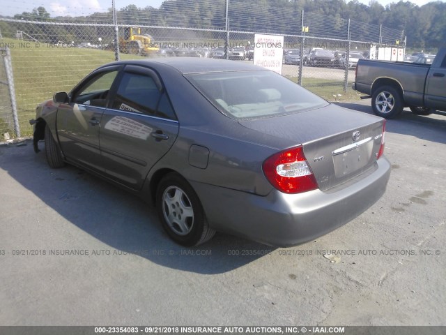4T1BF32K32U529523 - 2002 TOYOTA CAMRY LE/XLE/SE 米色 照片 3