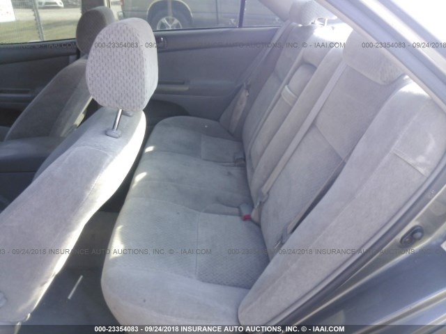 4T1BF32K32U529523 - 2002 TOYOTA CAMRY LE/XLE/SE 米色 照片 8