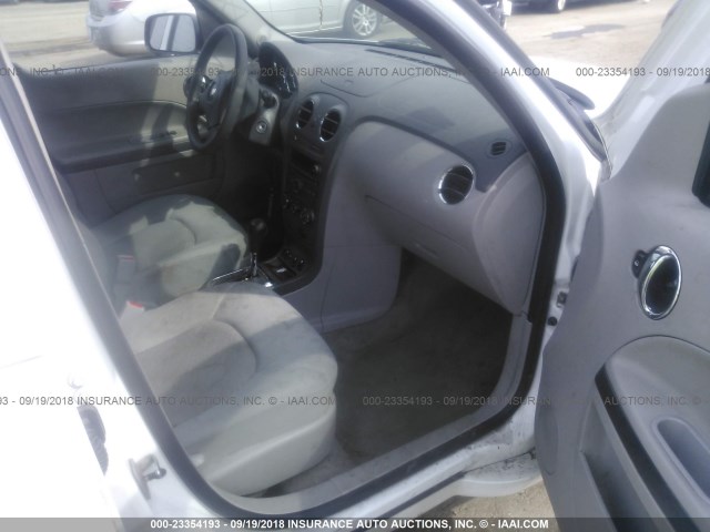 3GNDA13D78S539780 - 2008 CHEVROLET HHR LS WHITE photo 5