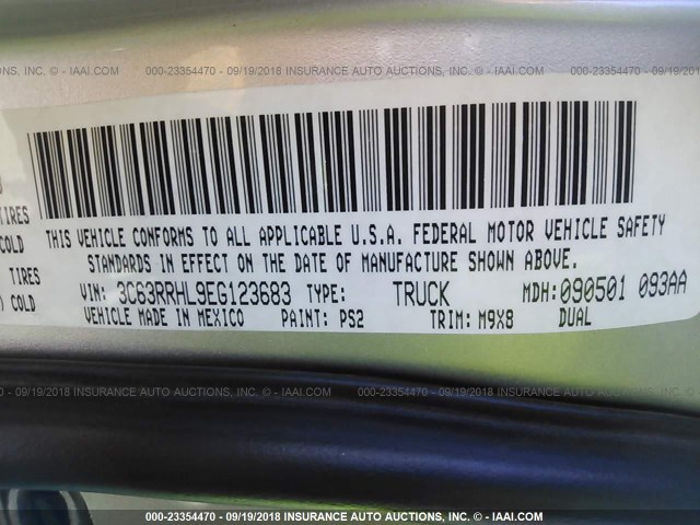 3C63RRHL9EG123683 - 2014 RAM 3500 SLT SILVER photo 9