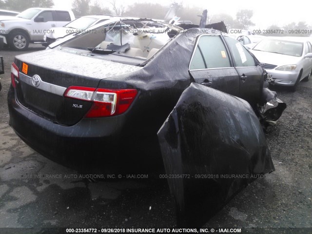 4T4BF1FK6CR266451 - 2012 TOYOTA CAMRY SE/LE/XLE შავი ფოტო 4