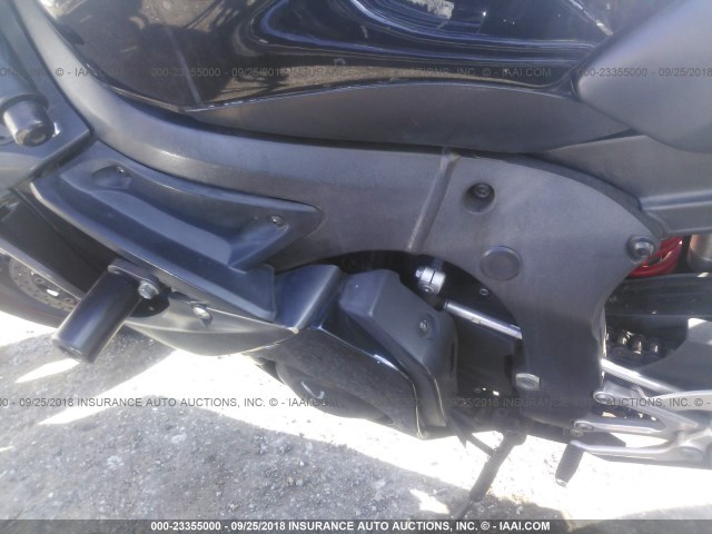 JYARJ06EX6A031780 - 2006 YAMAHA YZFR6 L BLACK photo 9