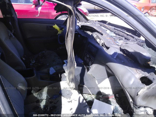 4T1BG22K3XU465059 - 1999 TOYOTA CAMRY CE/LE/XLE 银色 照片 5