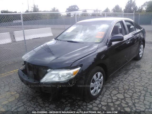 4T1BF3EK3AU052103 - 2010 TOYOTA CAMRY SE/LE/XLE BLACK photo 2