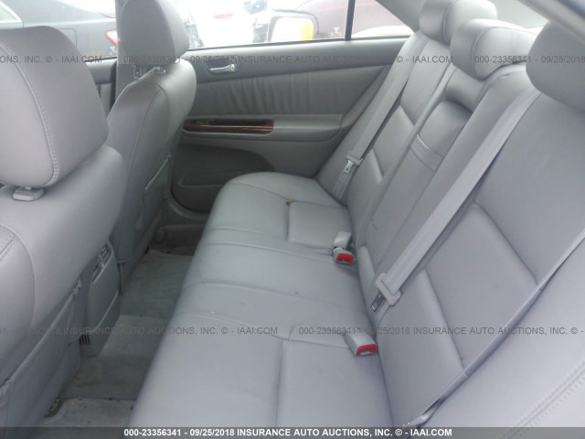 4T1BF30K55U595868 - 2005 TOYOTA CAMRY LE/XLE/SE GRAY photo 8