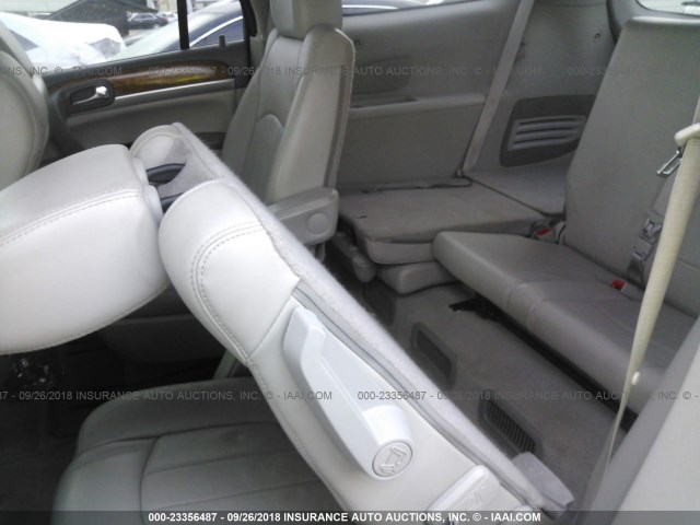 5GAKRBED9BJ273703 - 2011 BUICK ENCLAVE CXL WHITE photo 8