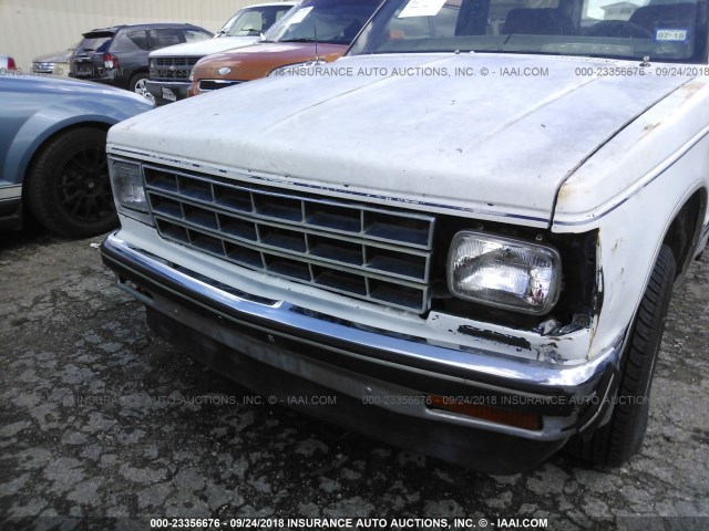 1G8CS18B1F8250239 - 1985 CHEVROLET BLAZER S10 WHITE photo 6