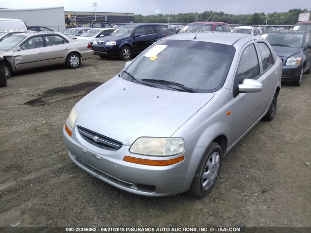 KL1TJ52624B233467 - 2004 CHEVROLET AVEO LS SILVER photo 2