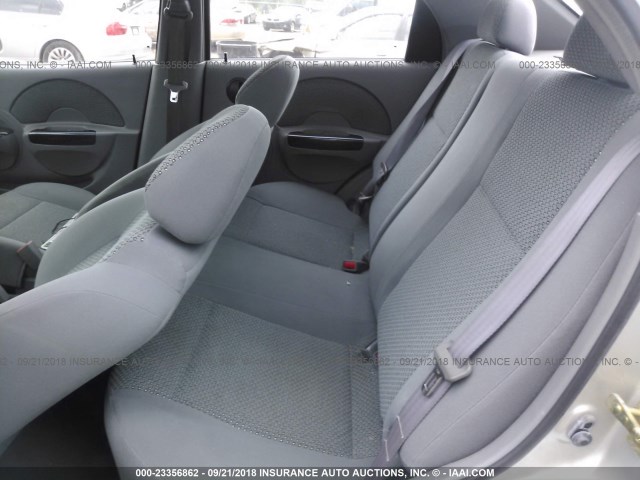 KL1TJ52624B233467 - 2004 CHEVROLET AVEO LS SILVER photo 8