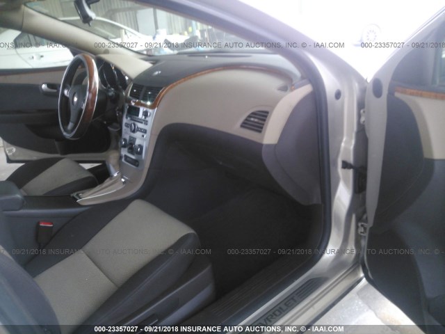 1G1ZC5E00CF275995 - 2012 CHEVROLET MALIBU 1LT GOLD photo 5