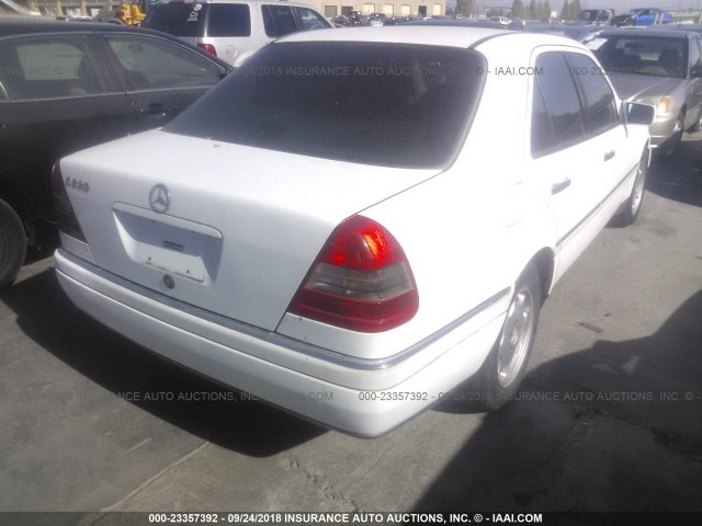 WDBHA22E6TF324834 - 1996 MERCEDES-BENZ C 220 WHITE photo 4