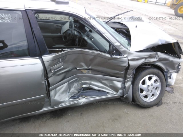 JT2BF22K7Y0255959 - 2000 TOYOTA CAMRY CE/LE/XLE 银色 照片 6