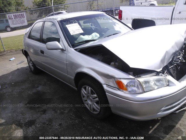 4T1BG22K61U806459 - 2001 TOYOTA CAMRY CE/LE/XLE 灰色 照片 1