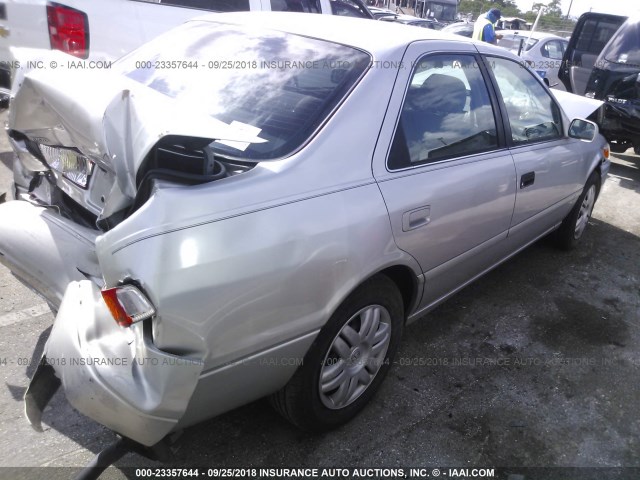 4T1BG22K61U806459 - 2001 TOYOTA CAMRY CE/LE/XLE 灰色 照片 4