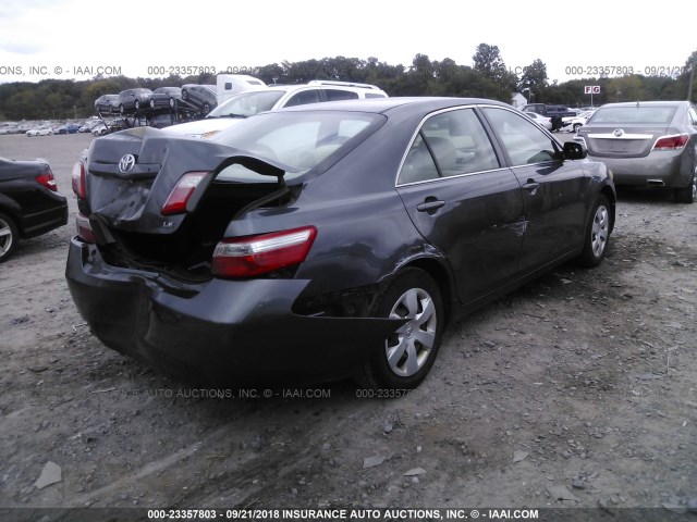 4T1BK46K97U027960 - 2007 TOYOTA CAMRY NEW GENERAT LE/XLE/SE GRAY photo 4