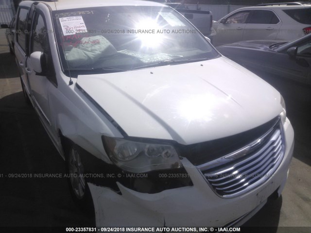 2C4RC1BG4DR518879 - 2013 CHRYSLER TOWN & COUNTRY TOURING WHITE photo 1