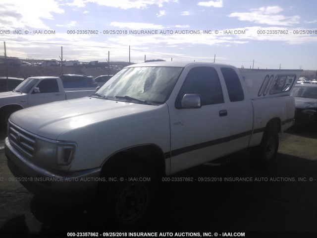 JT4UN24DXT0031305 - 1996 TOYOTA T100 XTRACAB SR5 WHITE photo 2