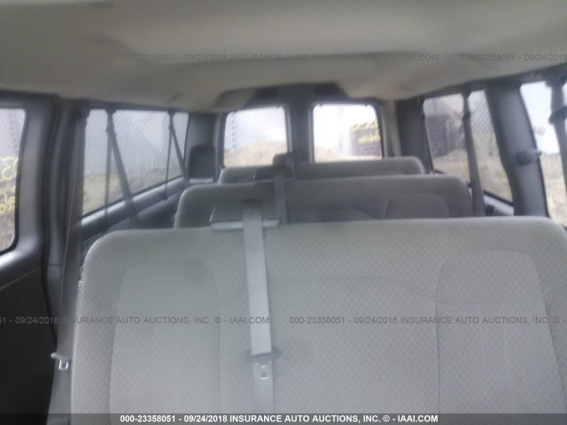 1GNZGZBA4D1116970 - 2013 CHEVROLET EXPRESS G3500 LS WHITE photo 8