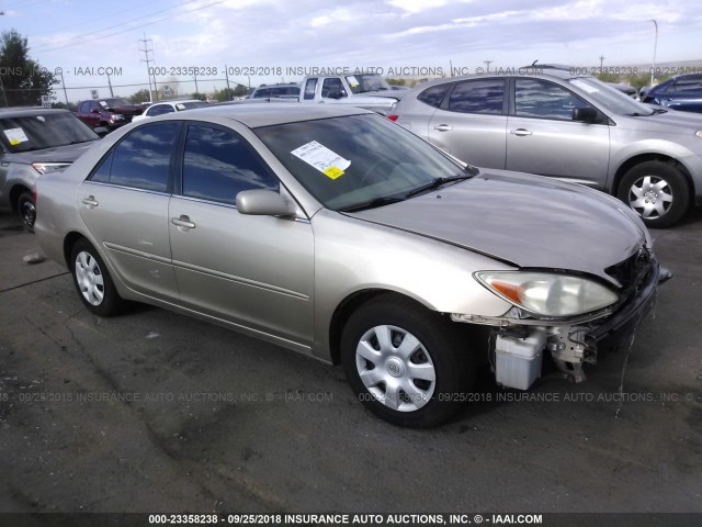 4T1BE32K42U533390 - 2002 TOYOTA CAMRY LE/XLE/SE GOLD photo 1