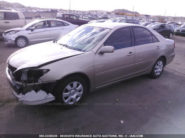 4T1BE32K42U533390 - 2002 TOYOTA CAMRY LE/XLE/SE Алтын фото 2