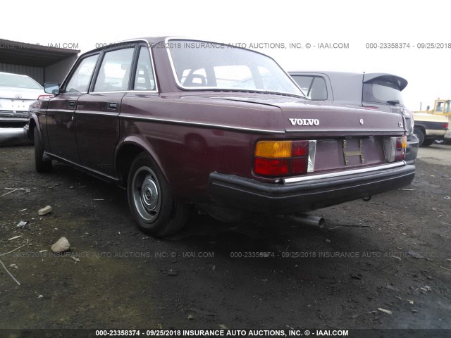 YV1AX8845D1819215 - 1983 VOLVO 244 DL/GL MAROON photo 3