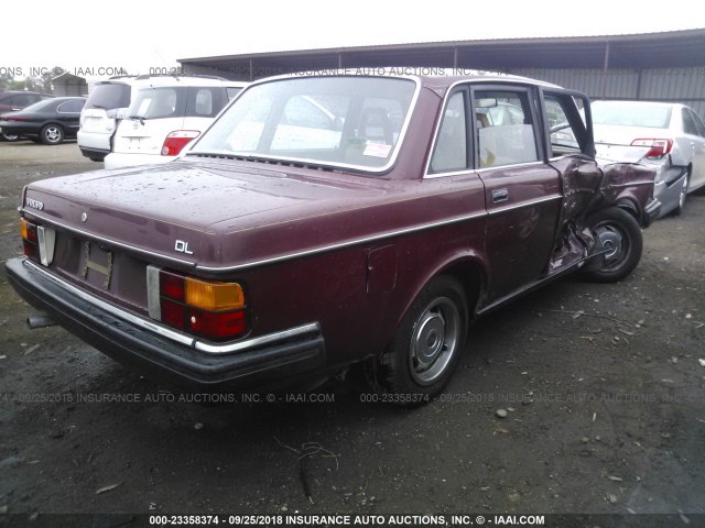 YV1AX8845D1819215 - 1983 VOLVO 244 DL/GL MAROON photo 4