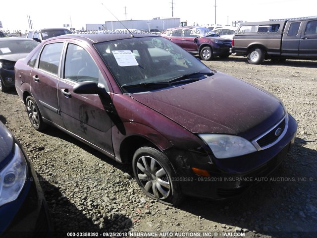 1FAFP34NX7W290127 - 2007 FORD FOCUS ZX4/S/SE/SES MAROON photo 1