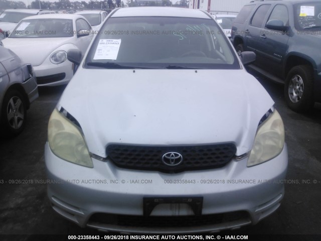 2T1KR32E84C166268 - 2004 TOYOTA COROLLA MATRIX XR SILVER photo 6