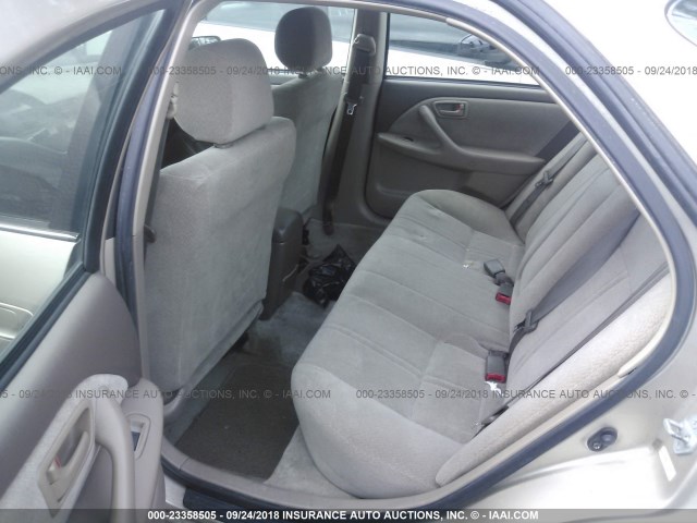 JT2BG22KX10597781 - 2001 TOYOTA CAMRY CE/LE/XLE 金色 照片 8