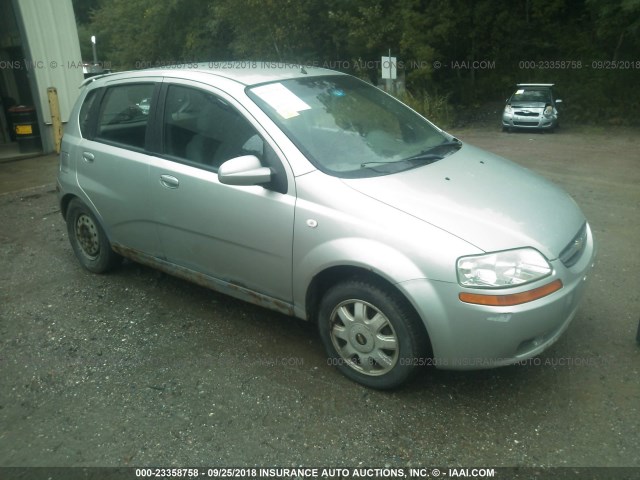 KL1TD62655B447321 - 2005 CHEVROLET AVEO LS SILVER photo 1