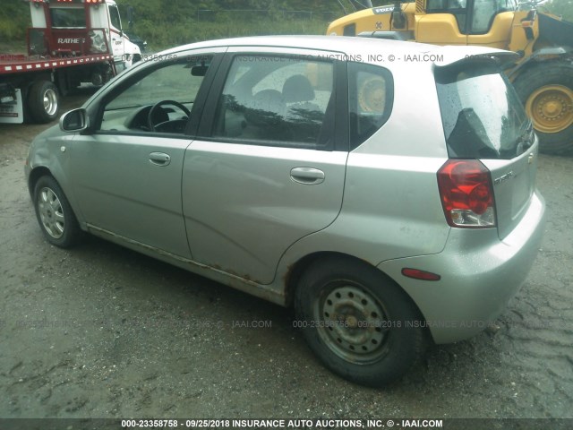 KL1TD62655B447321 - 2005 CHEVROLET AVEO LS SILVER photo 3