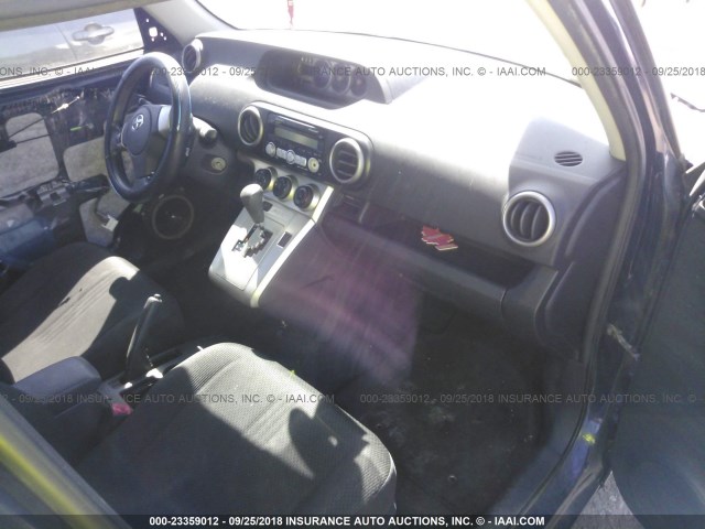 JTLKE50E581055119 - 2008 TOYOTA SCION XB ლურჯი ფოტო 5