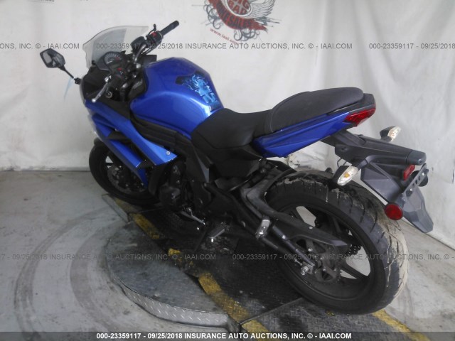 JKAEXEE19DDA11381 - 2013 KAWASAKI EX650 E BLUE photo 3