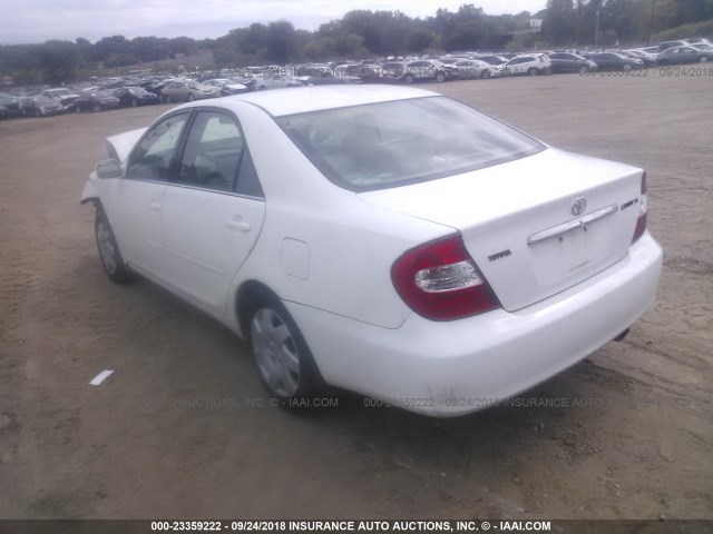 4T1BE32K34U363753 - 2004 TOYOTA CAMRY LE/XLE/SE WHITE photo 3