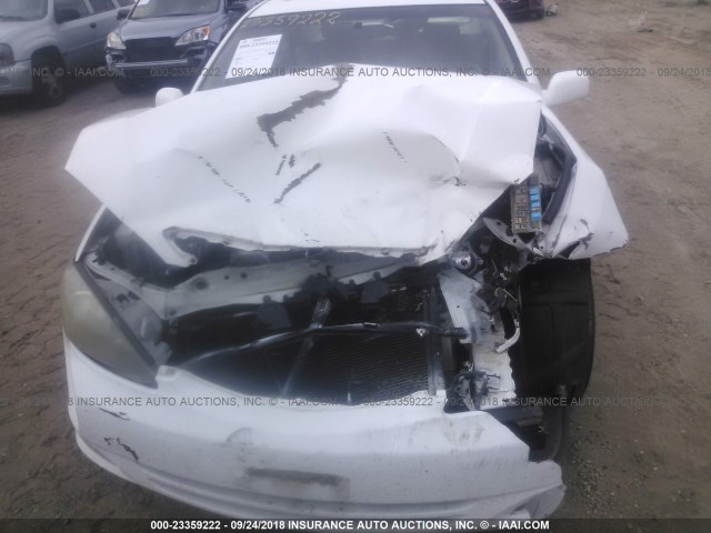 4T1BE32K34U363753 - 2004 TOYOTA CAMRY LE/XLE/SE WHITE photo 6