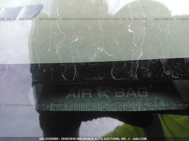 4F2YU09142KM16868 - 2002 MAZDA TRIBUTE LX/ES 栗色 照片 9