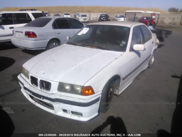 WBACB4319PFL03527 - 1993 BMW 325 I AUTOMATIC WHITE photo 2