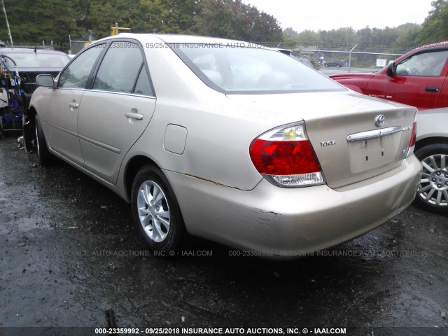 4T1BF30K16U633016 - 2006 TOYOTA CAMRY LE/XLE/SE Алтын фото 3