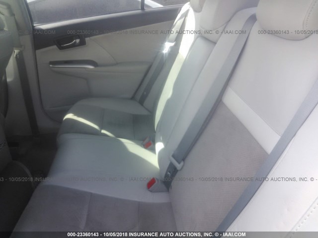 4T1BD1FK2CU022974 - 2012 TOYOTA CAMRY HYBRID/LE/XLE 深蓝色 照片 8