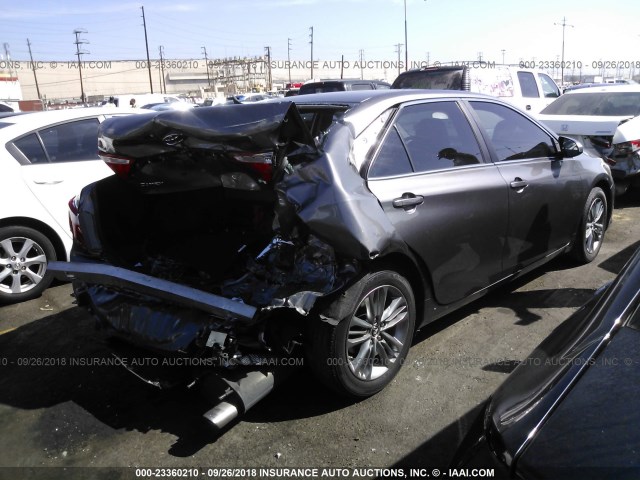 4T1BF1FK6FU989036 - 2015 TOYOTA CAMRY LE/XLE/SE/XSE 灰色 照片 4