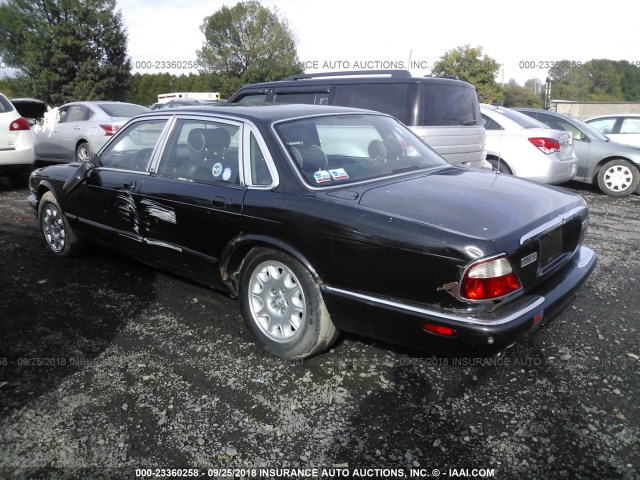 SAJDA14C71LF38207 - 2001 JAGUAR XJ8 BLACK photo 3