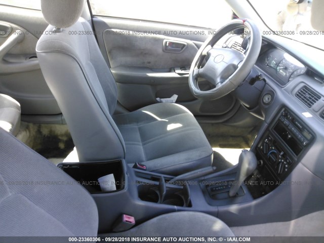 4T1BG22K9VU755951 - 1997 TOYOTA CAMRY CE/LE/XLE 蓝色 照片 5