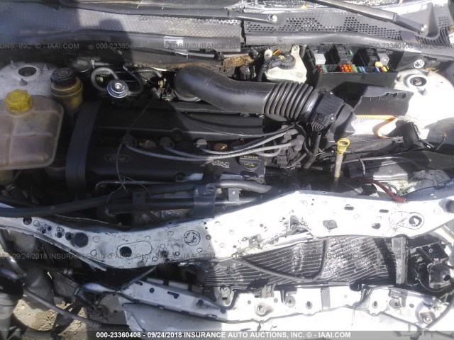 1FAFP34391W173323 - 2001 FORD FOCUS SE/SE SPORT WHITE photo 10