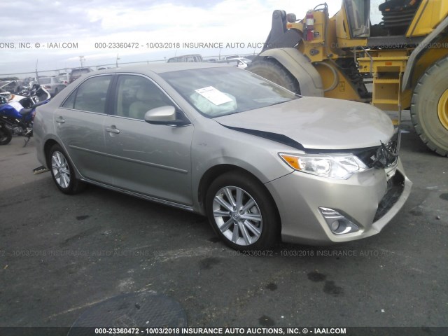 4T1BD1FK9EU099070 - 2014 TOYOTA CAMRY HYBRID/LE/XLE 金色 照片 1