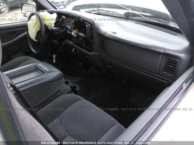 1GCEC14X47Z130668 - 2007 CHEVROLET SILVERADO C1500 CLASSIC SILVER photo 5