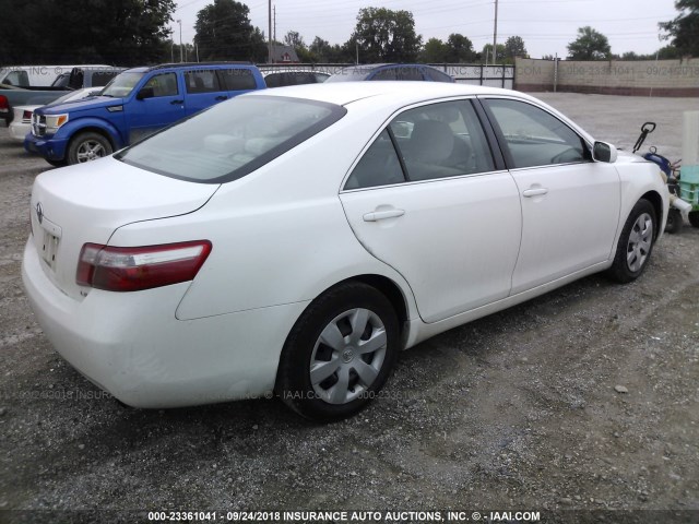 4T4BE46K09R089330 - 2009 TOYOTA CAMRY SE/LE/XLE თეთრი ფოტო 4