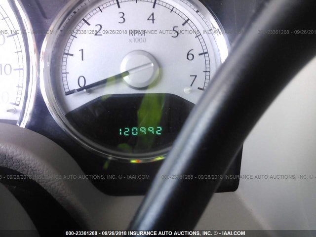 1A8HW58208F130995 - 2008 CHRYSLER ASPEN LIMITED RED photo 7