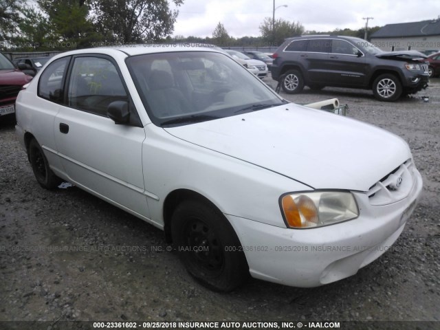 KMHCG35C61U146454 - 2001 HYUNDAI ACCENT WHITE photo 1